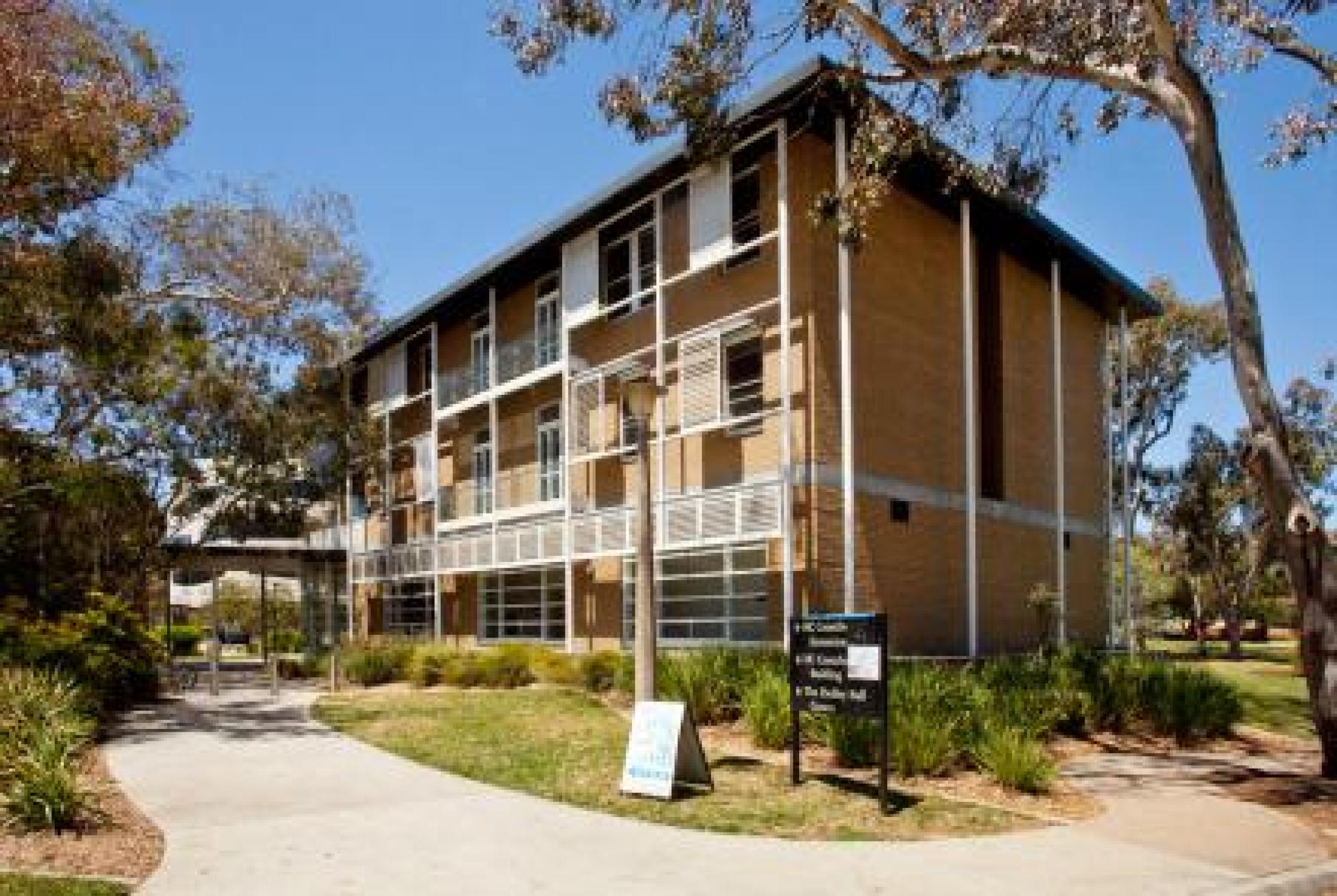 Image: Coombs Ext. Building (ANU)