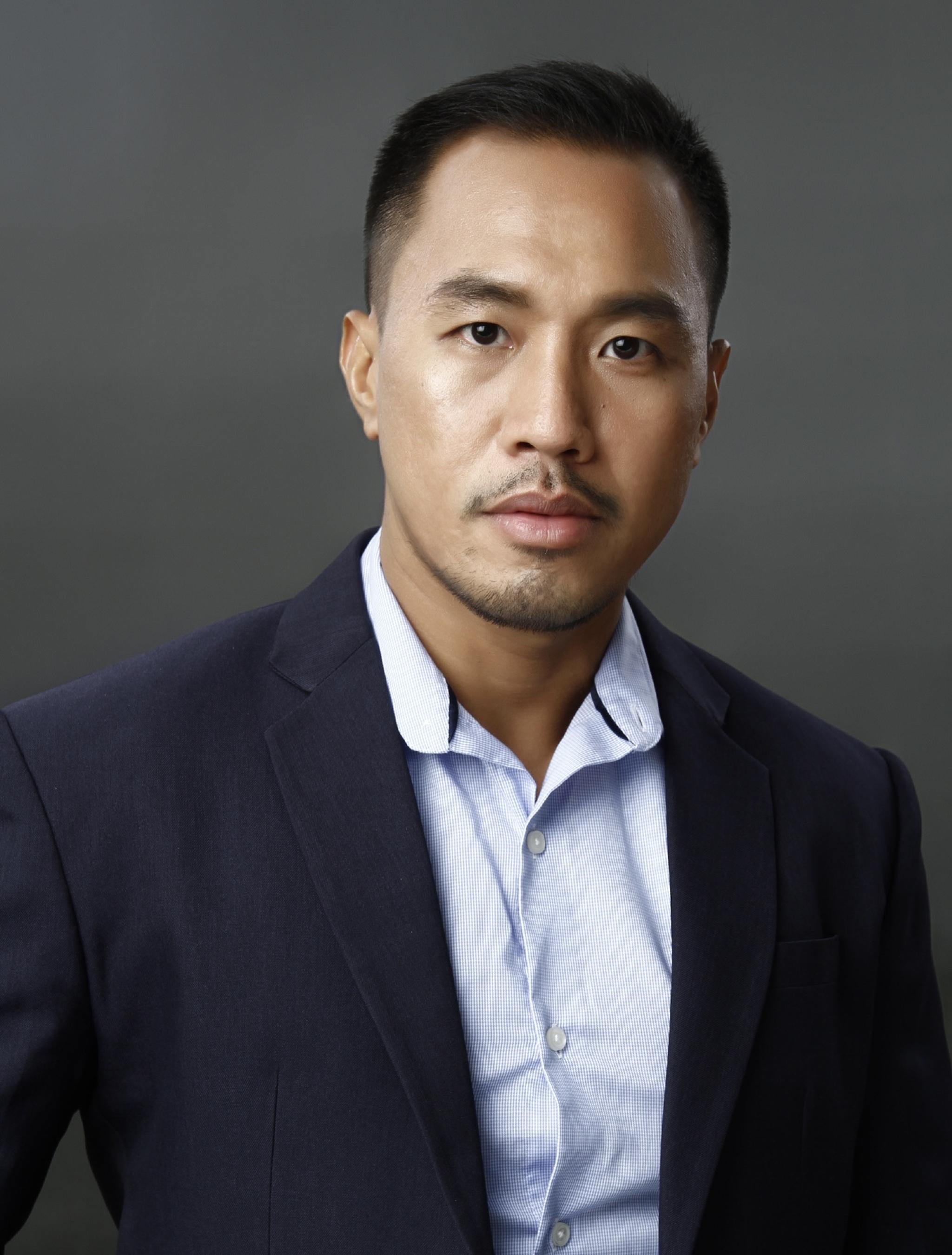 Mark Manantan Profile Photo Mark Manantan Profile Photo