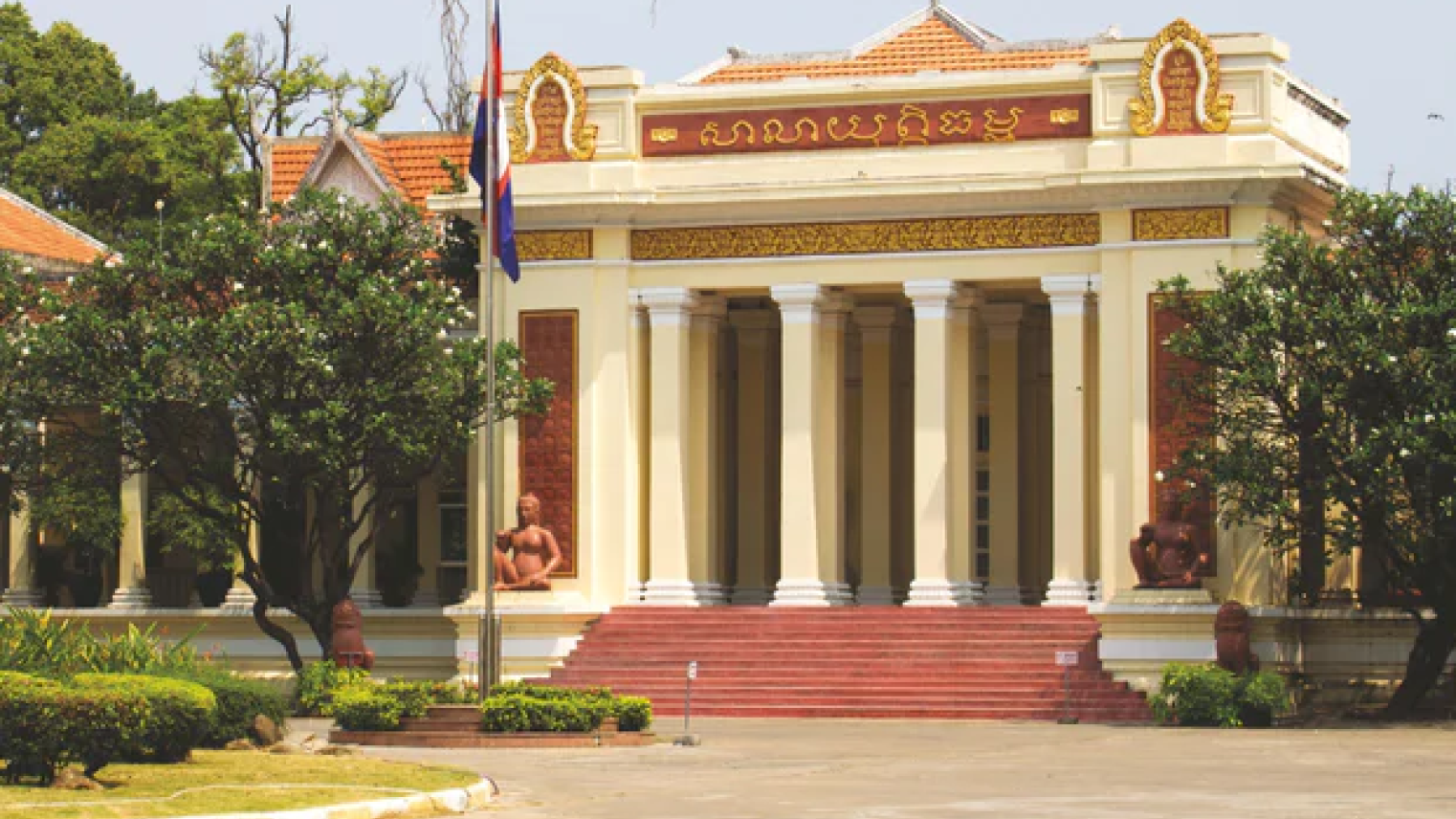 Book cover of Colonial Law Making: Cambodia under the French